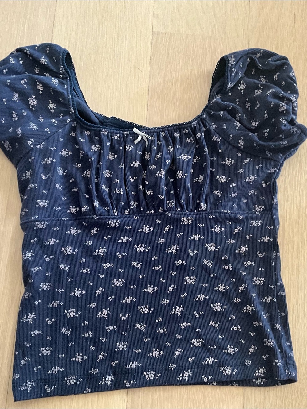 Girls Navy Floral Puff-Sleeve Top